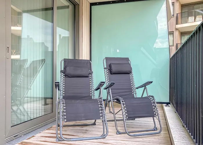 2 Bedroom Stunning Apartment In Oostende
