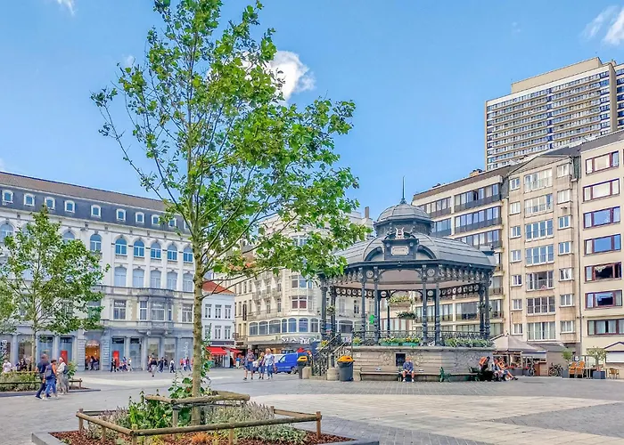 2 Bedroom Stunning Apartment In Oostende