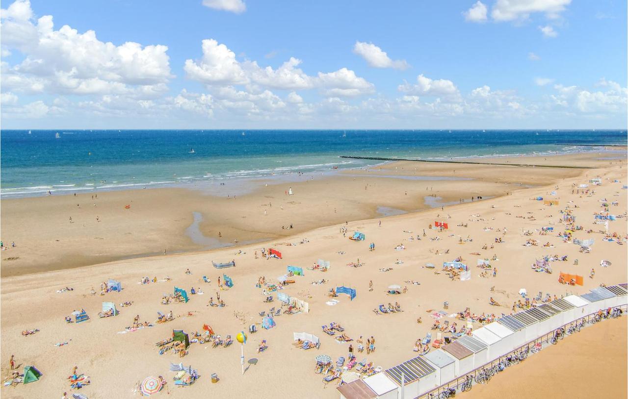2 Bedroom Stunning In Appartement Ostende