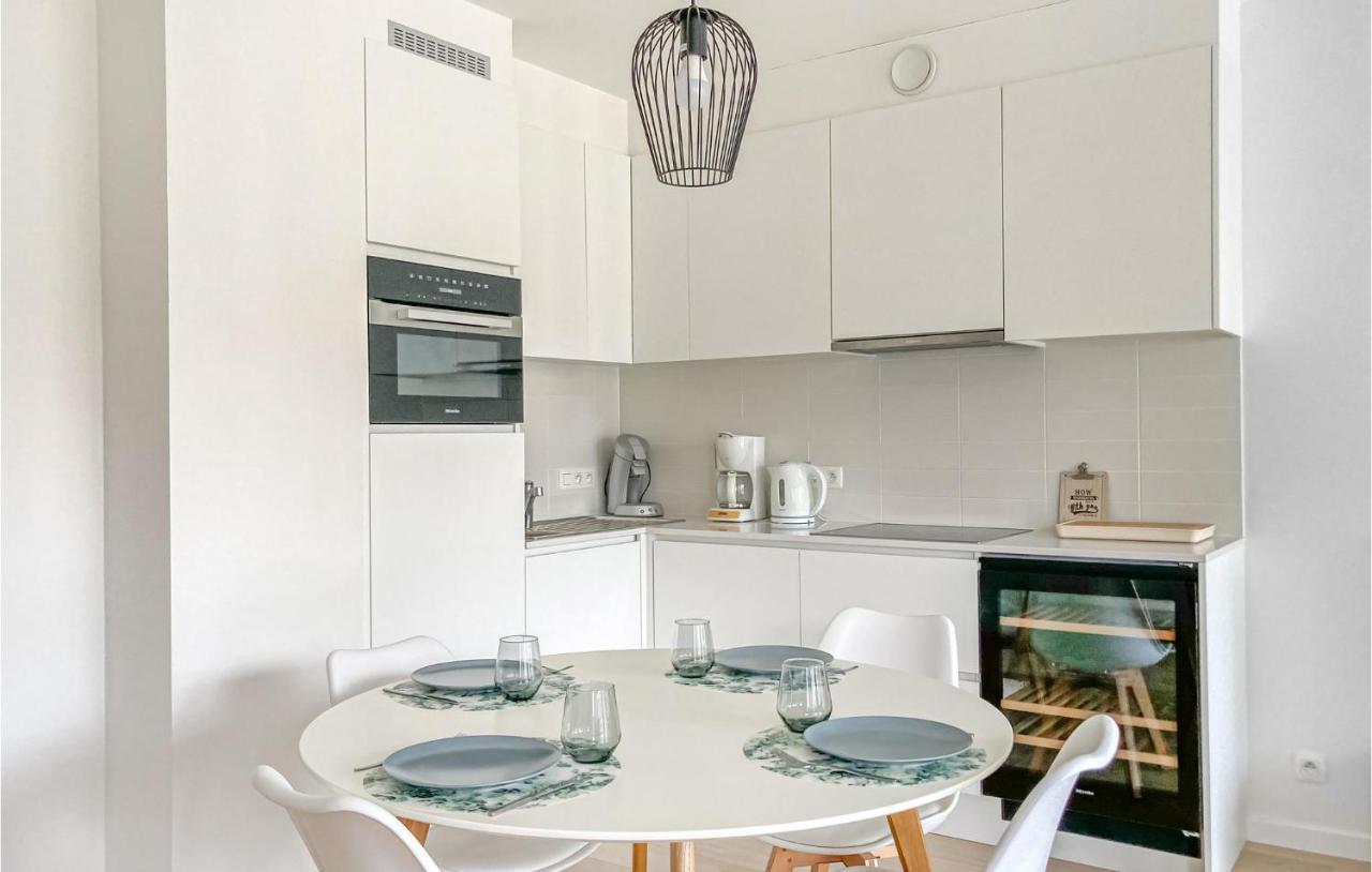 Appartement 2 Bedroom Stunning In