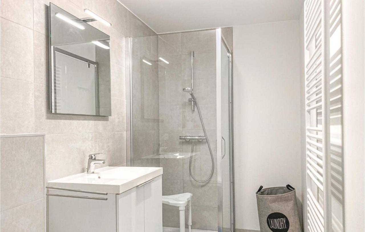 2 Bedroom Stunning In Appartement