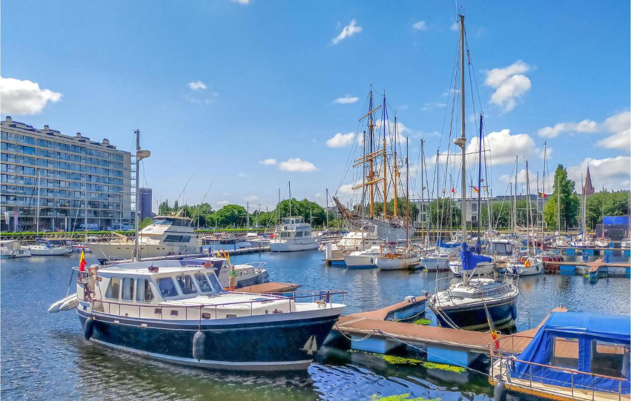 2 Bedroom Stunning In Appartement Ostende
